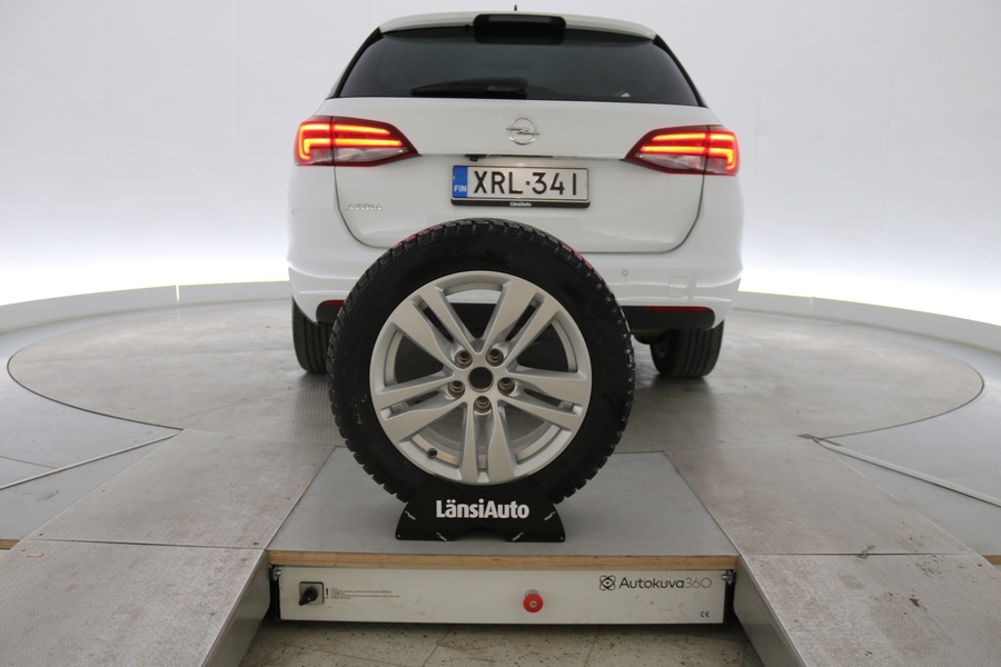 Opel Astra vaihtoauto