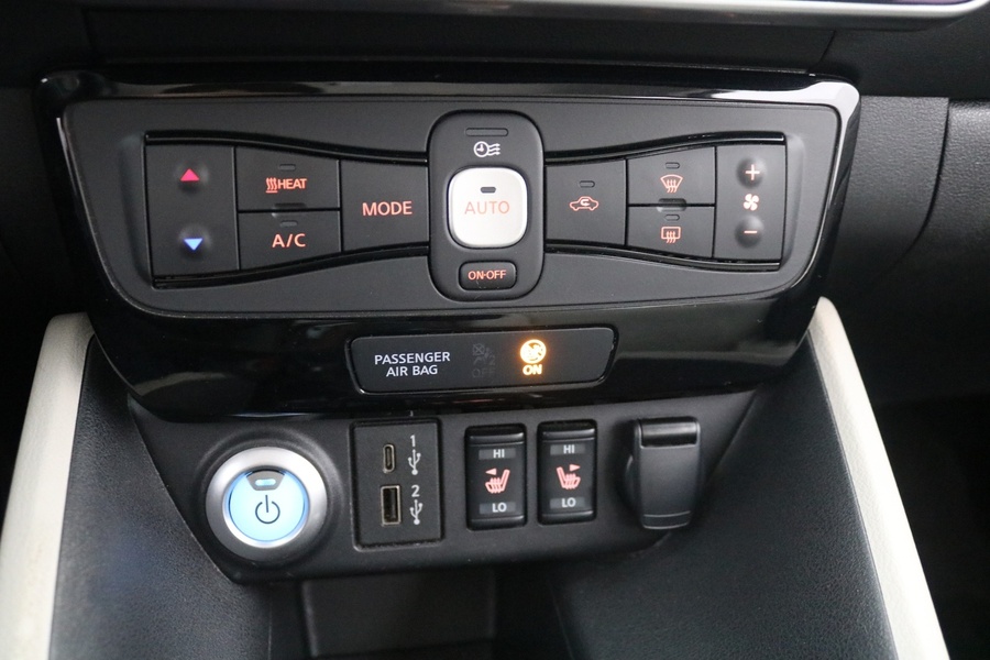 Nissan Leaf vaihtoauto