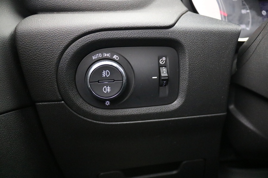 Opel Grandland X vaihtoauto