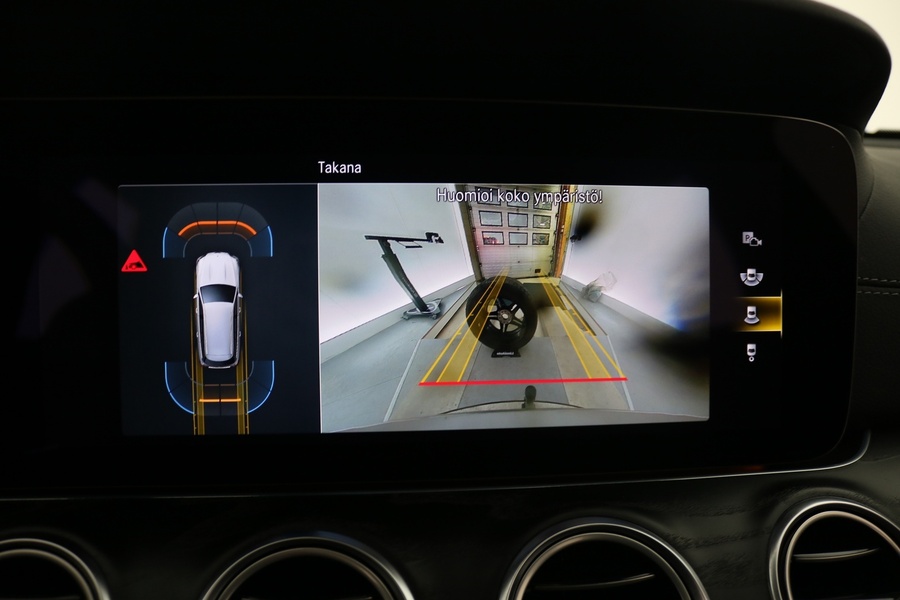 Mercedes-Benz E vaihtoauto