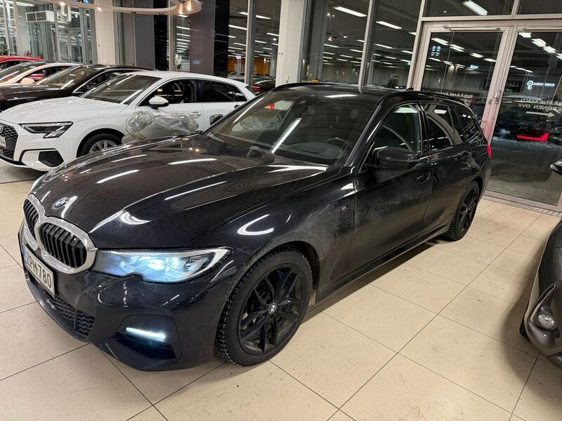 BMW 330 vaihtoauto