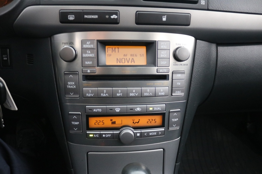 Toyota Avensis vaihtoauto