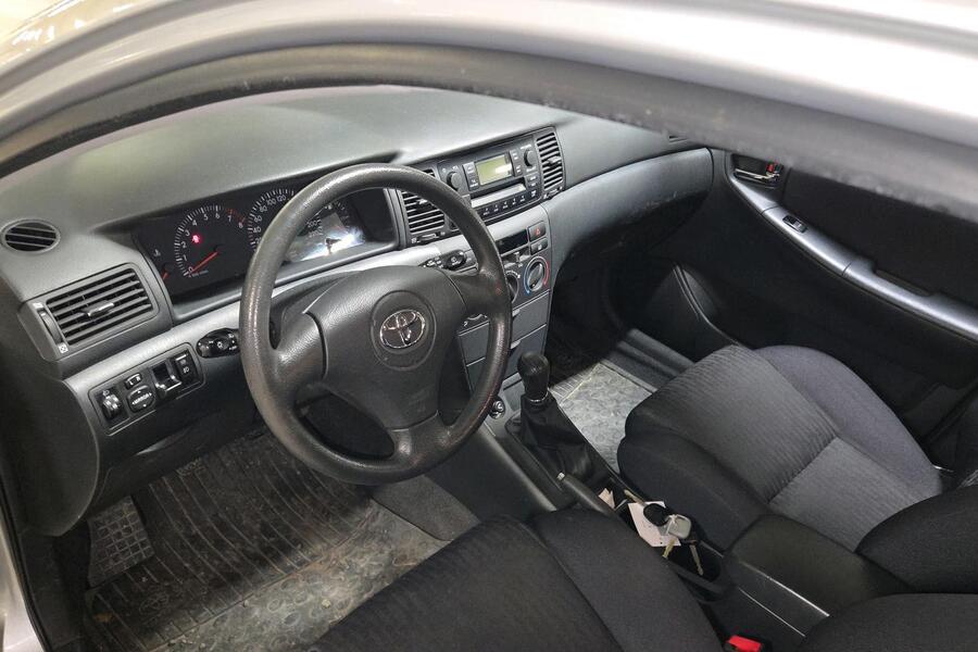 Toyota Corolla vaihtoauto