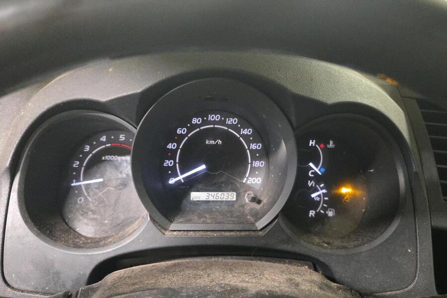 Toyota Hilux vaihtoauto