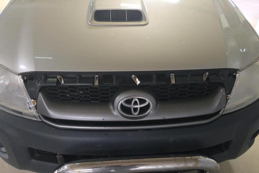 Toyota Hilux vaihtoauto