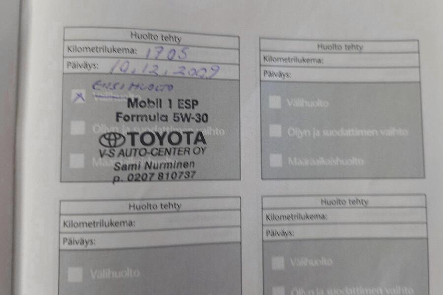 Toyota Hilux vaihtoauto