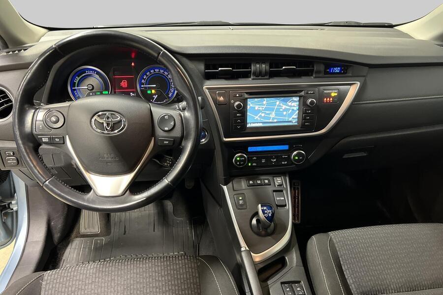 Toyota Auris vaihtoauto