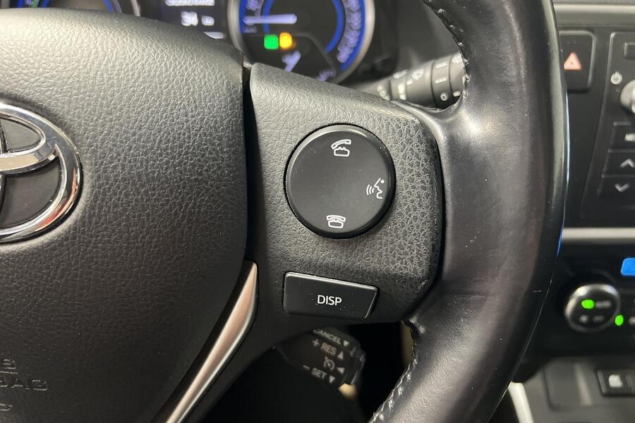 Toyota Auris vaihtoauto