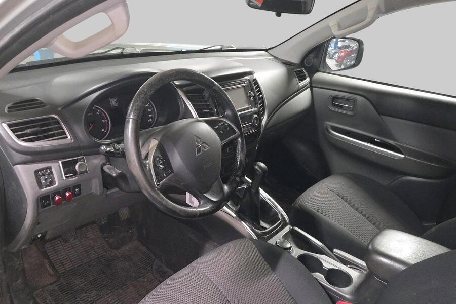 Mitsubishi L200 vaihtoauto