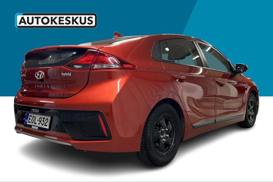 Hyundai IONIQ hybrid vaihtoauto
