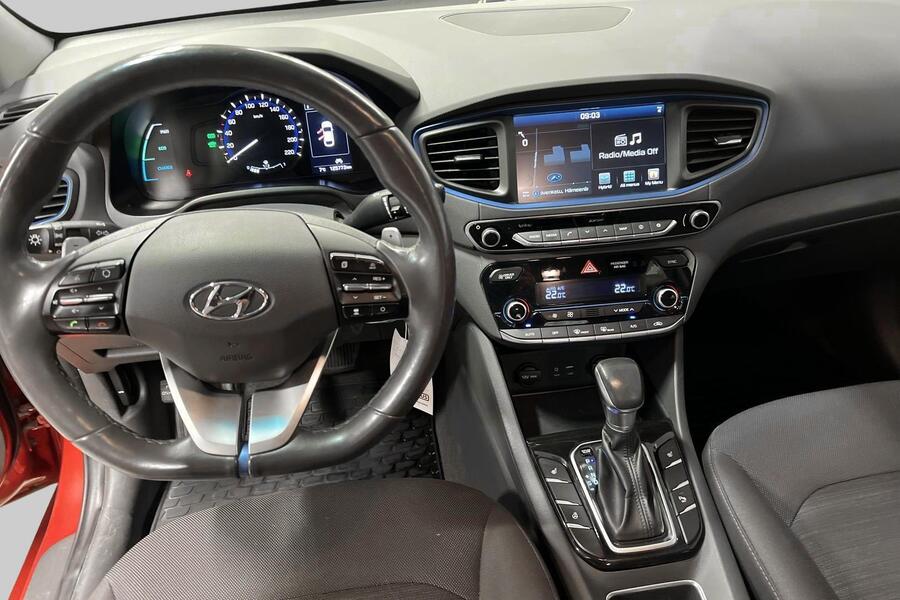 Hyundai IONIQ hybrid vaihtoauto