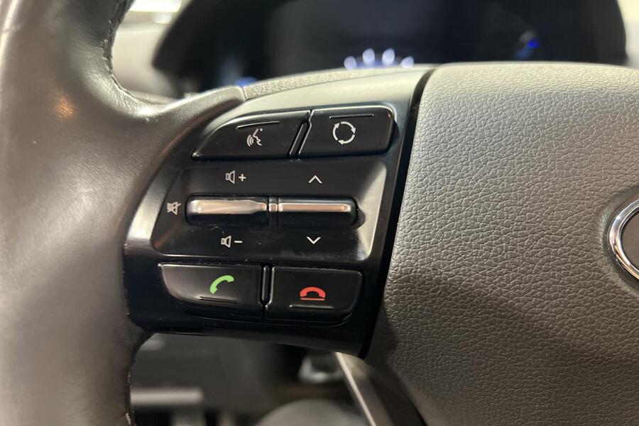 Hyundai IONIQ hybrid vaihtoauto