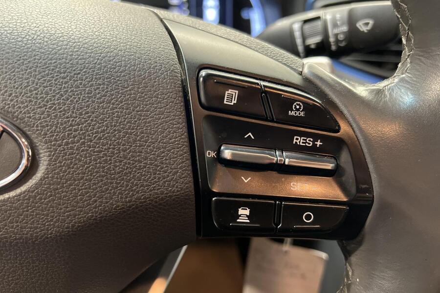 Hyundai IONIQ hybrid vaihtoauto