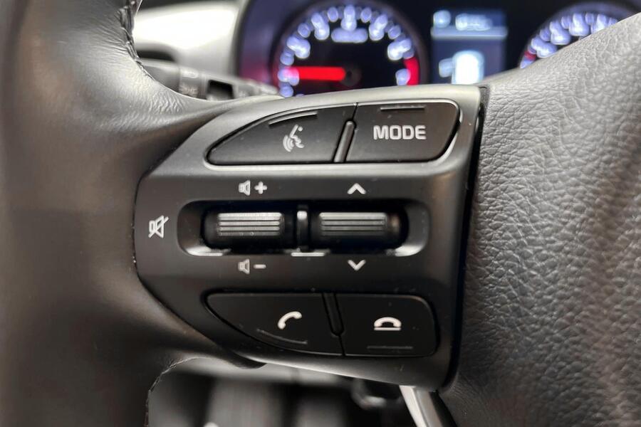 Kia Stonic vaihtoauto