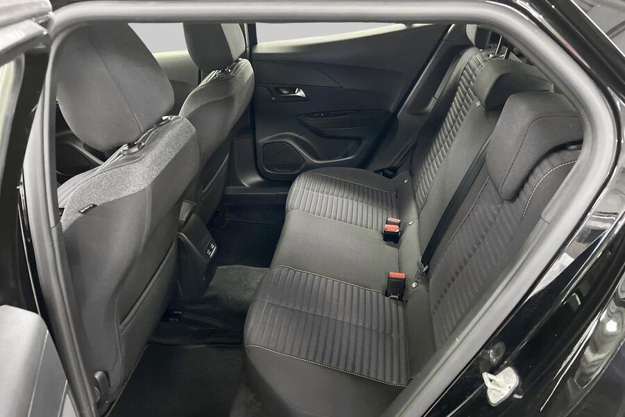 Peugeot e-2008 vaihtoauto