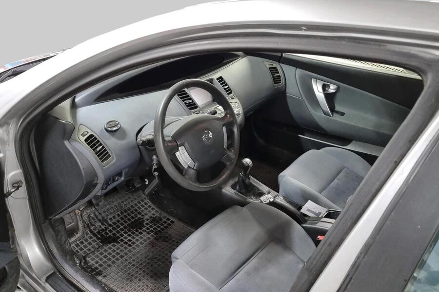 Nissan Primera vaihtoauto