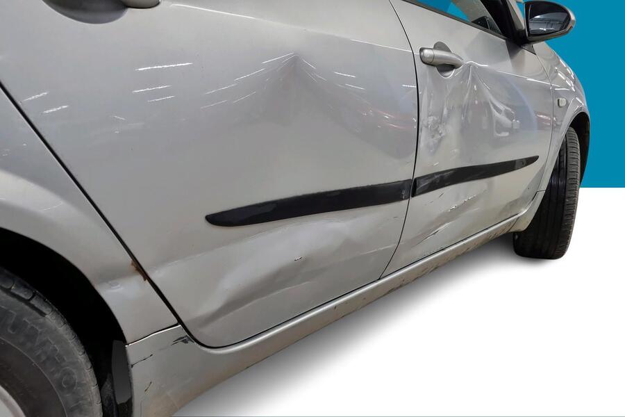 Nissan Primera vaihtoauto