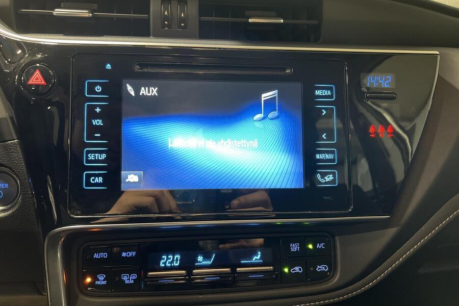 Toyota Auris vaihtoauto