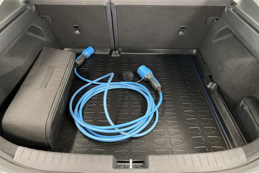 Hyundai IONIQ electric vaihtoauto