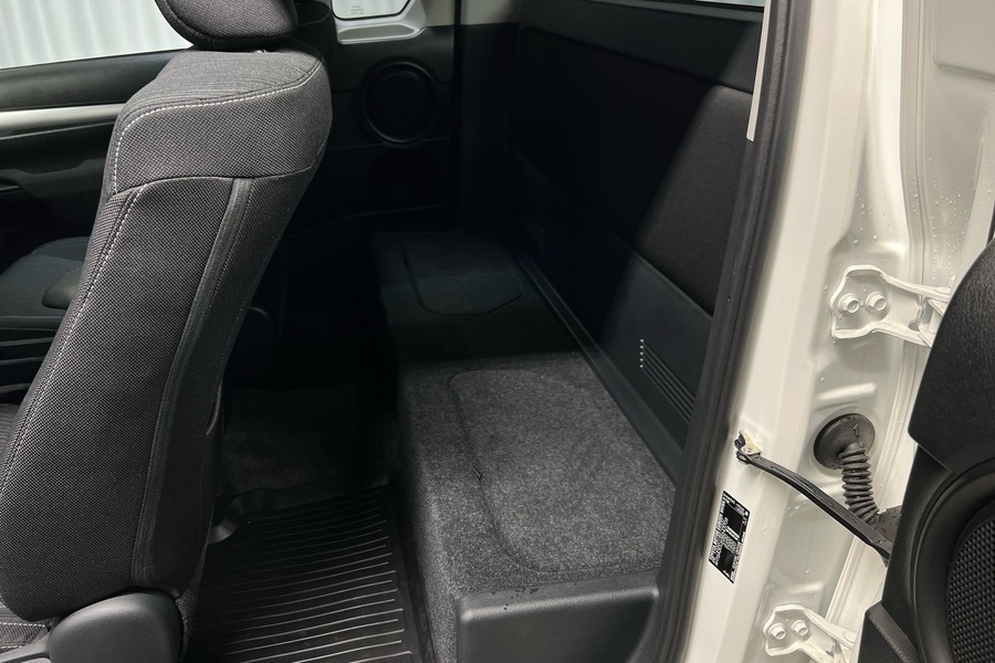 Toyota Hilux vaihtoauto