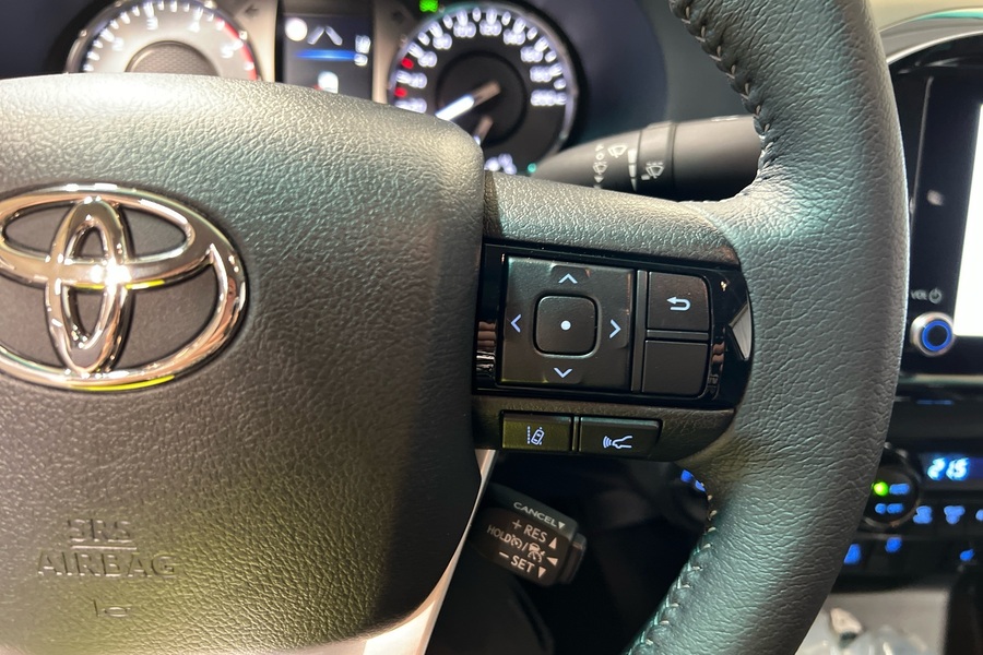 Toyota Hilux vaihtoauto