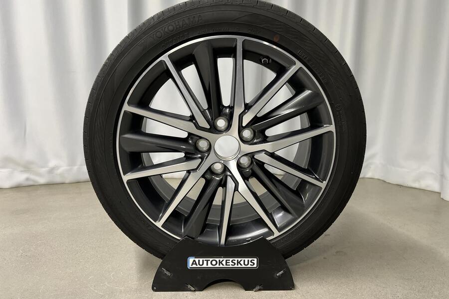 Toyota Camry vaihtoauto