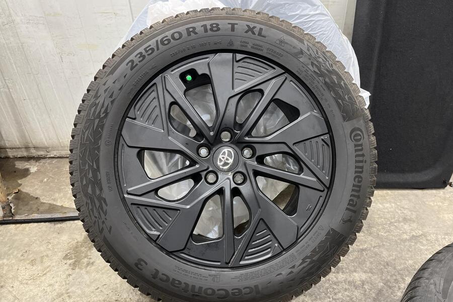 Toyota bZ4X vaihtoauto