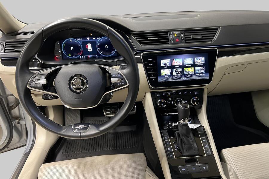 Skoda Superb vaihtoauto