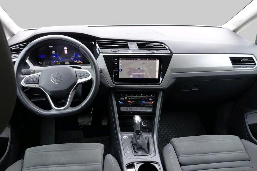 Volkswagen Touran vaihtoauto