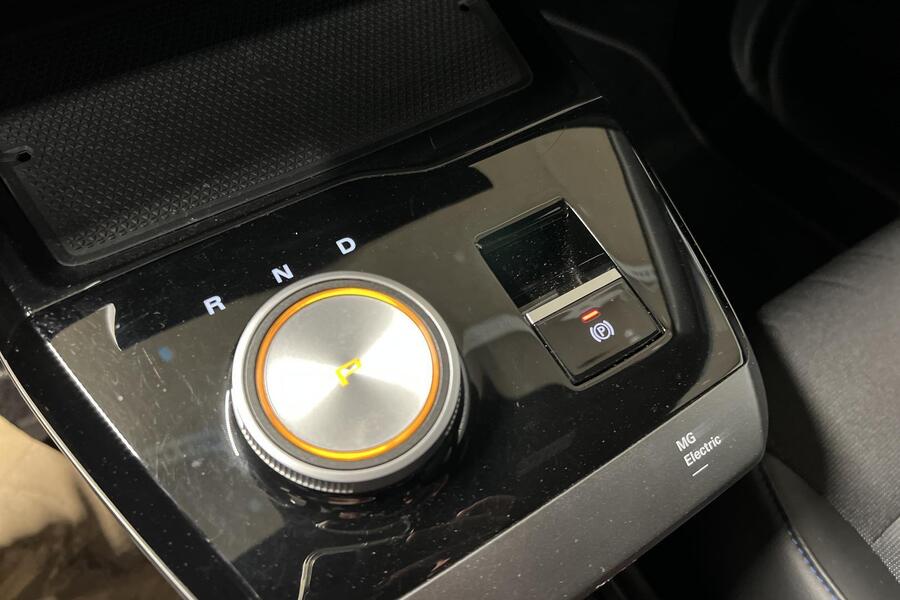 MG MG4 vaihtoauto