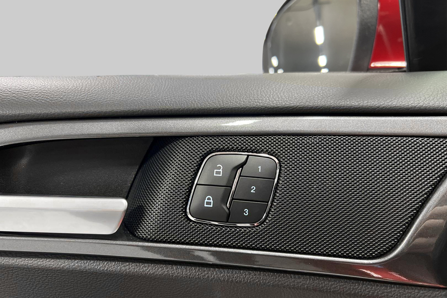 Ford Mondeo vaihtoauto