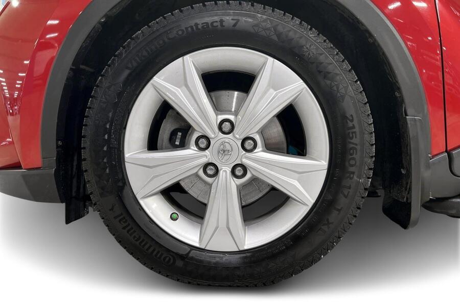 Toyota C-HR vaihtoauto