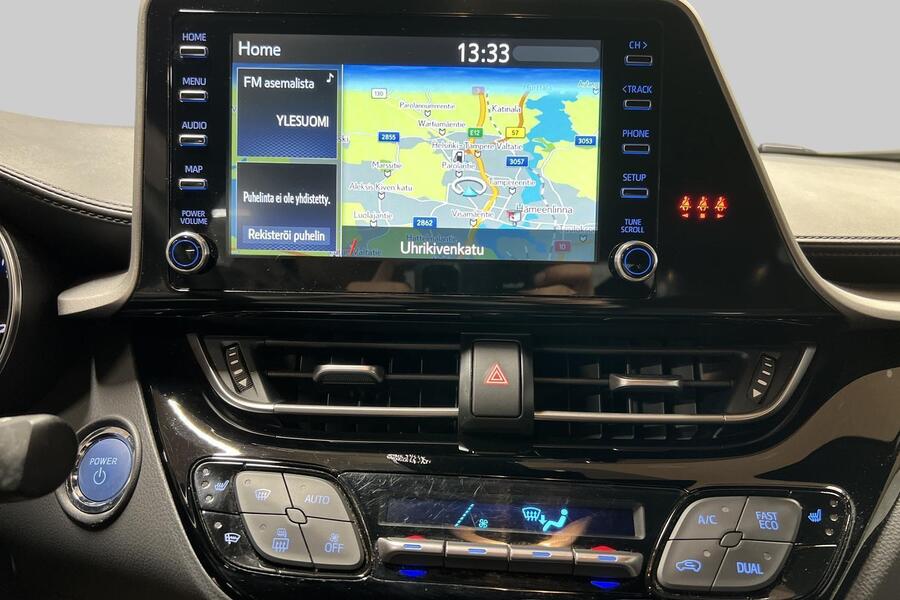 Toyota C-HR vaihtoauto