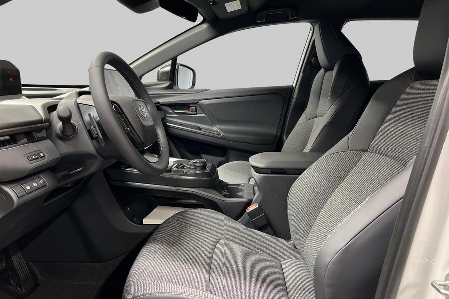 Toyota bZ4X vaihtoauto