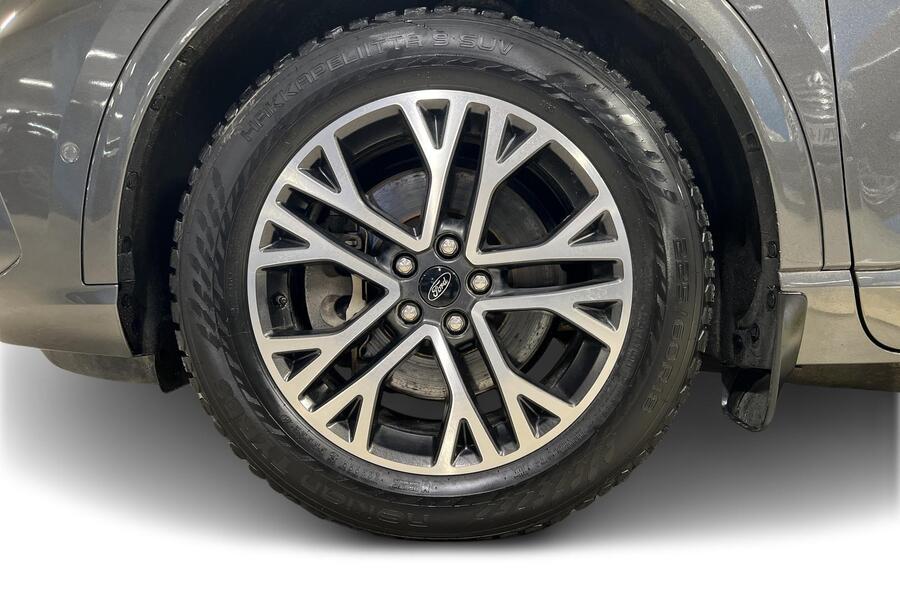 Ford Kuga vaihtoauto