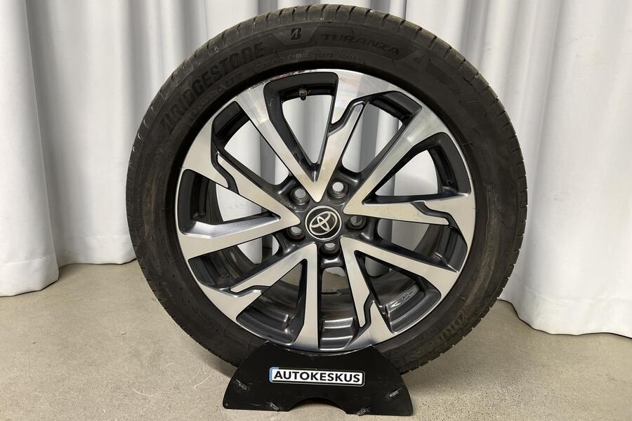 Toyota Corolla Cross vaihtoauto