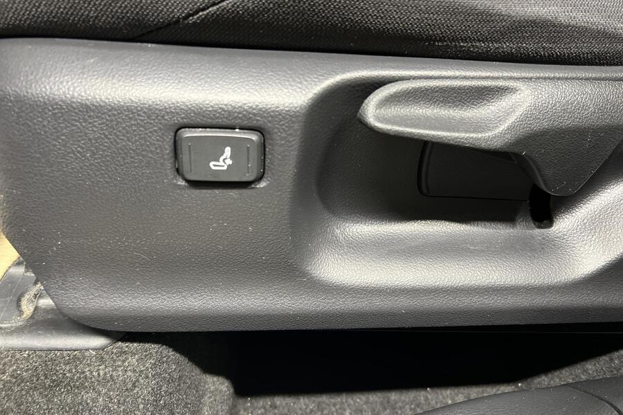 Toyota Corolla Cross vaihtoauto