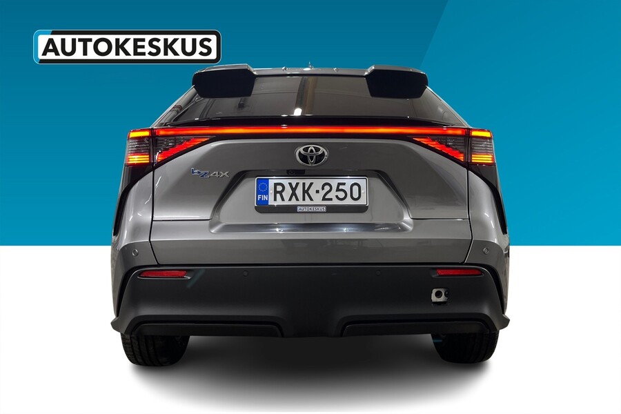 Toyota bZ4X vaihtoauto