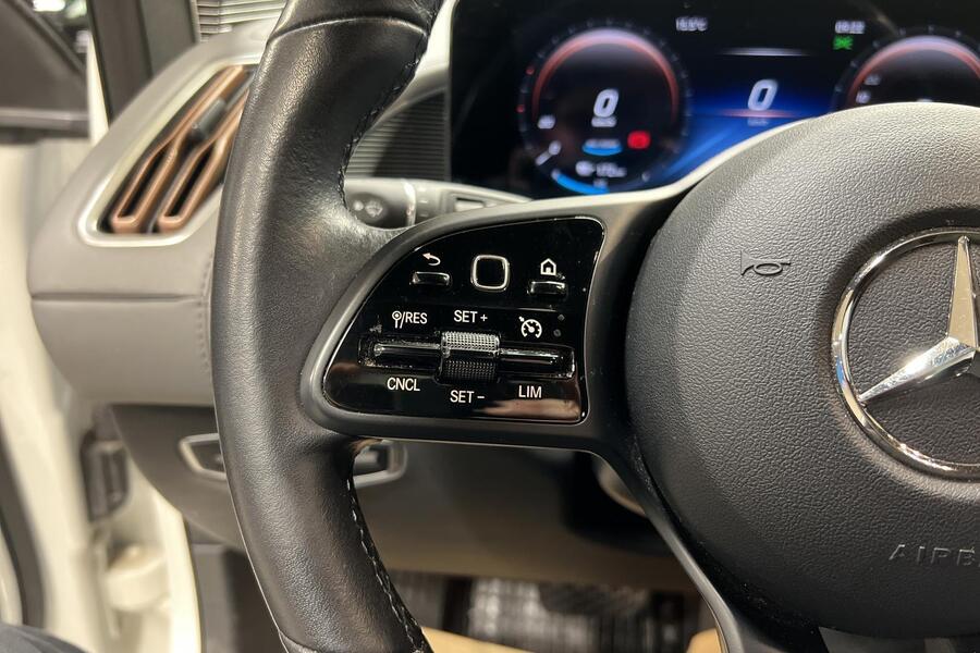 Mercedes-Benz EQC vaihtoauto