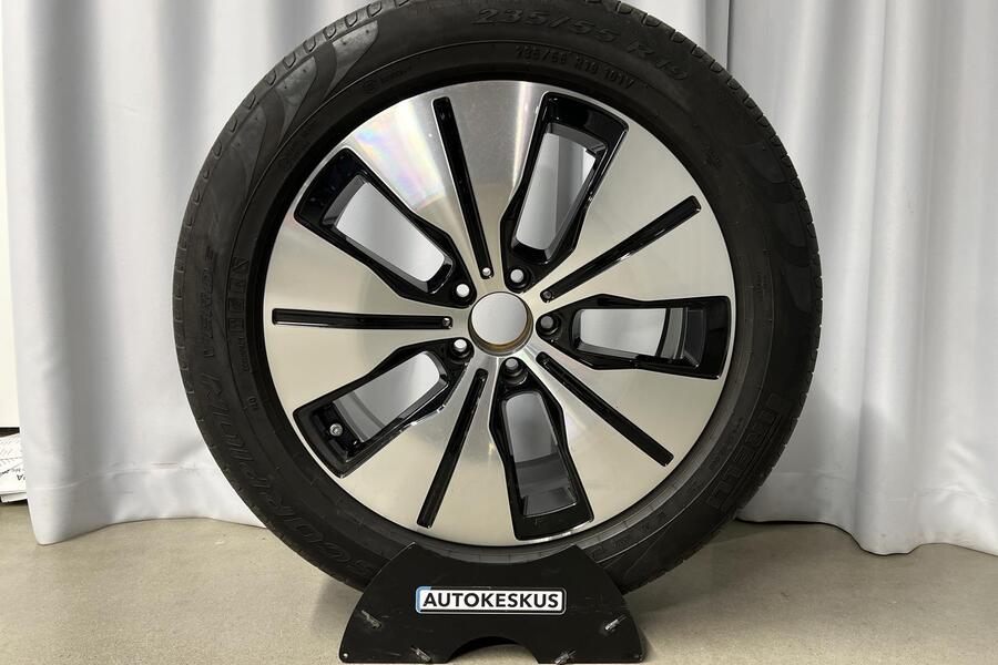 Mercedes-Benz EQC vaihtoauto