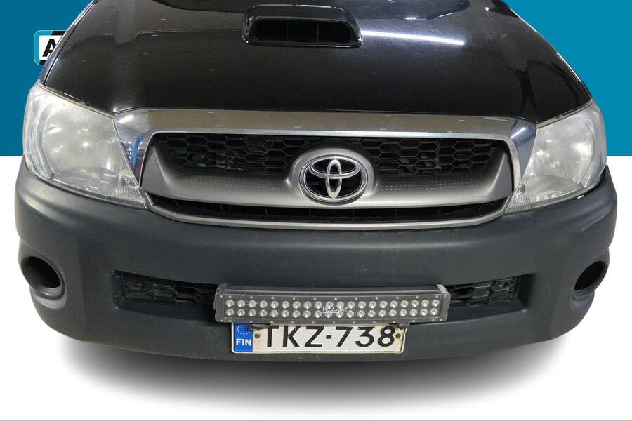 Toyota Hilux vaihtoauto