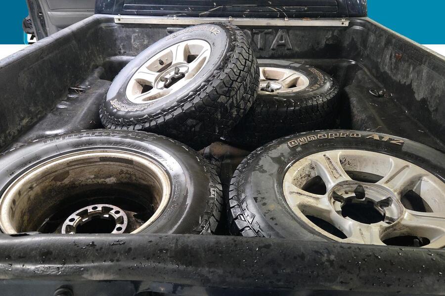 Toyota Hilux vaihtoauto