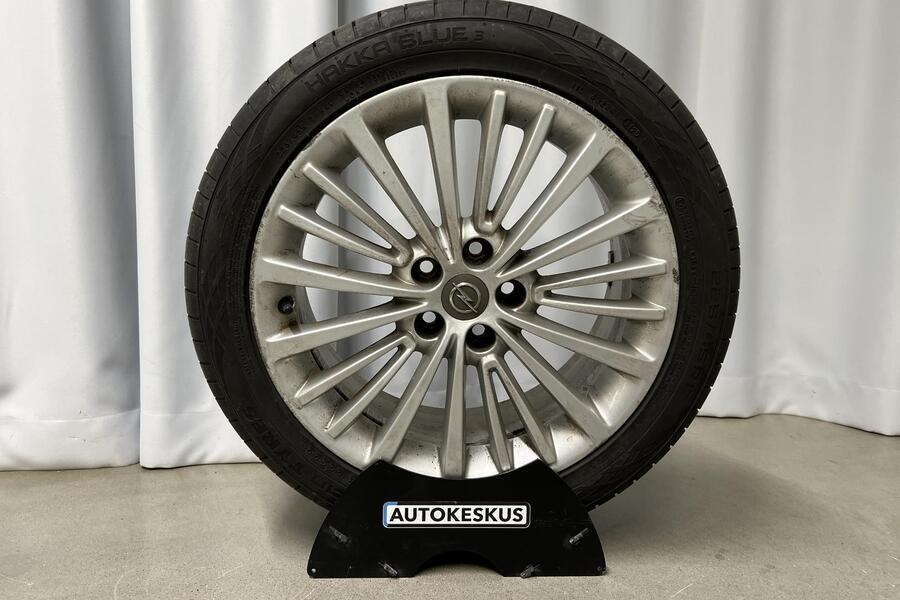 Opel Astra vaihtoauto