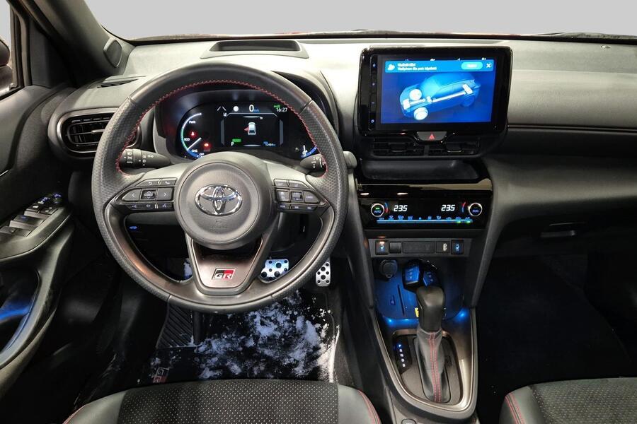 Toyota Yaris Cross vaihtoauto