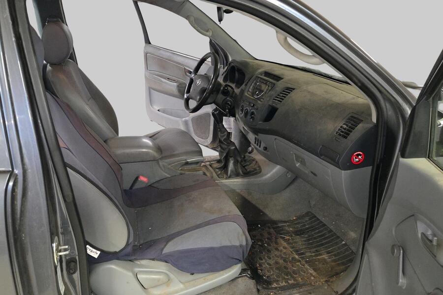 Toyota Hilux vaihtoauto