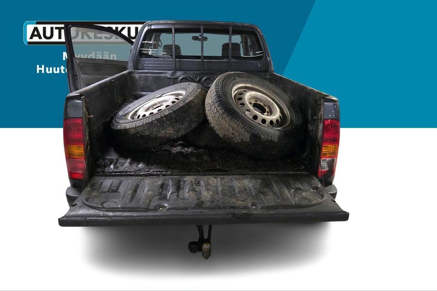 Toyota Hilux vaihtoauto