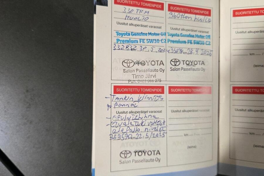 Toyota Hilux vaihtoauto