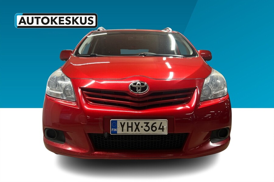 Toyota Verso vaihtoauto