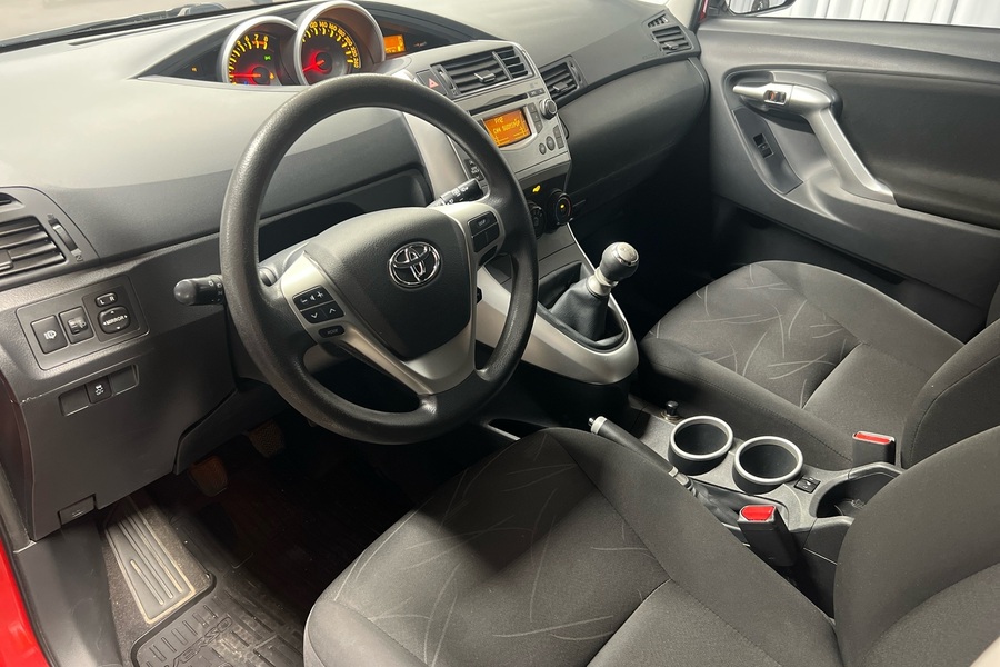 Toyota Verso vaihtoauto