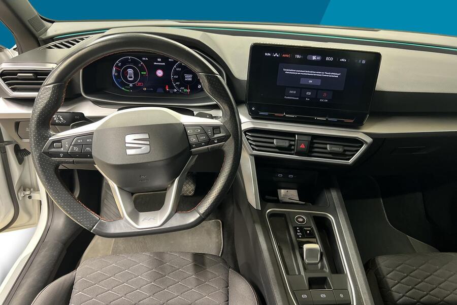 SEAT Leon Sportstourer vaihtoauto